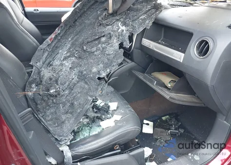 2014 Jeep Compass Latitude из США, поврежденный, VIN 1C4NJDEB2ED817250